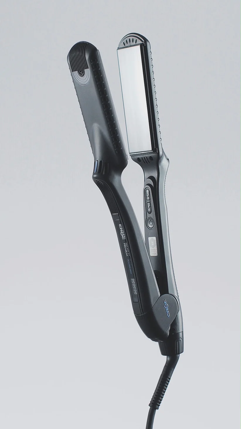 Premium Pico Infrared Black Titanium Flat Iron 1.5" — image 2