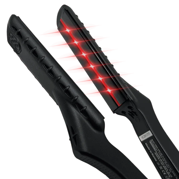 Masters Infrared Black Titanium Flat Iron 1" — image 3